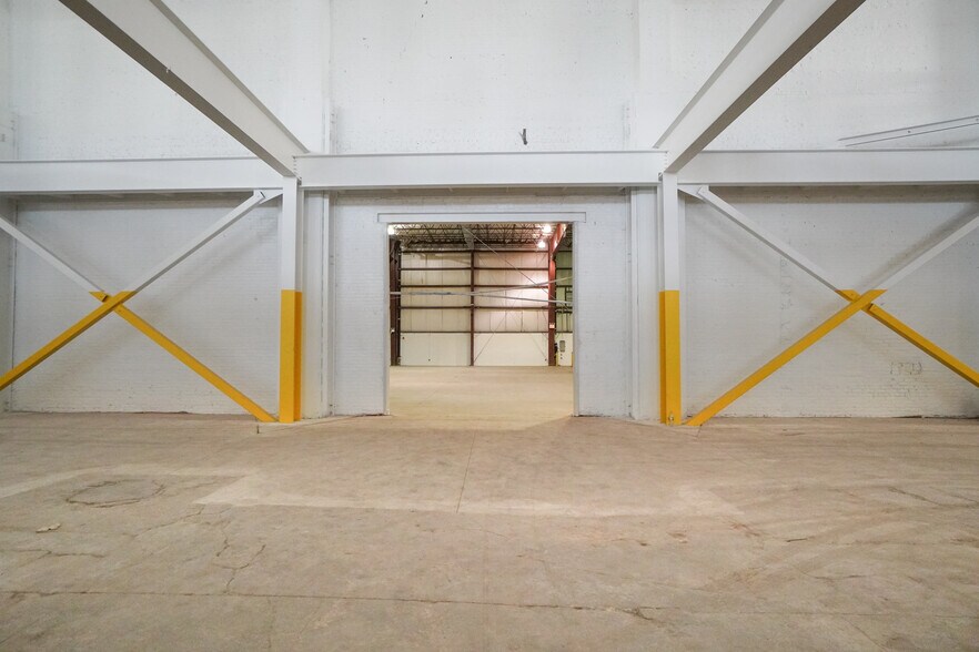 845 E 136th St, Bronx, NY à louer - Photo intérieure – Image 3 sur 37