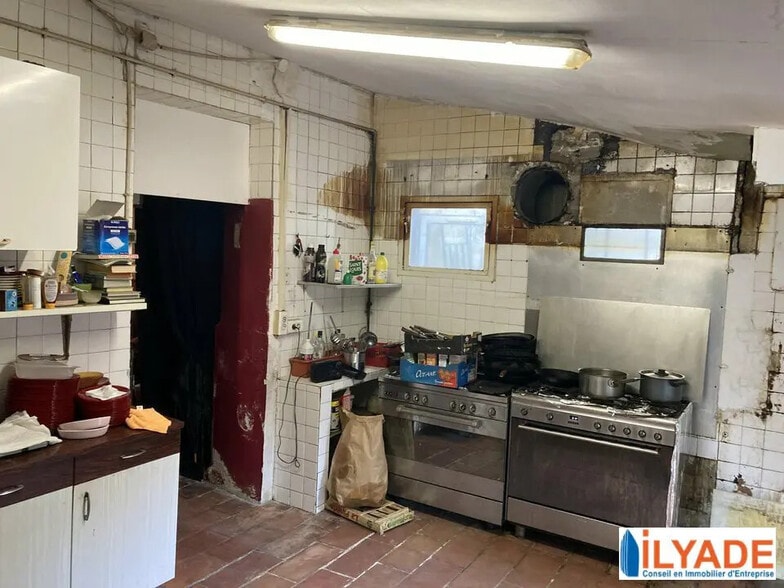 71 Rue De Tilsit, Marseille à vendre - Photo de l’immeuble – Image 3 sur 7