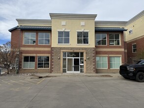 102 E 1st St, Loveland, CO à louer Photo intérieure– Image 2 sur 16
