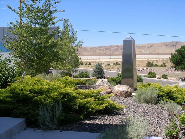 1335 Alexandria Ct, Mccarran, NV à louer - Photo de l’immeuble – Image 2 sur 10