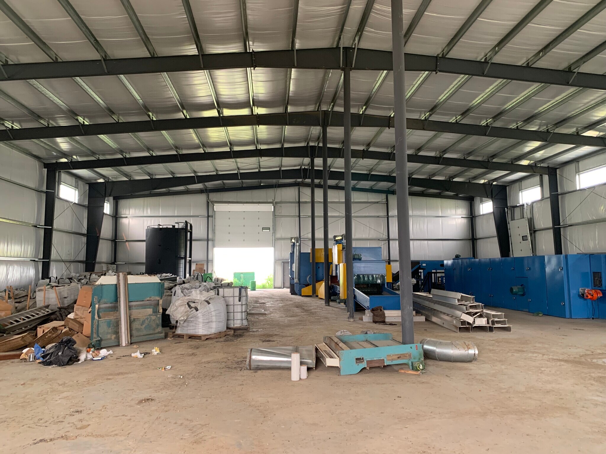 Industriel/Logistique dans Irma, AB à vendre Photo intérieure– Image 1 sur 1