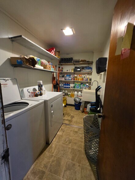 7850 NY-5, Saint Johnsville, NY à vendre - Photo intérieure – Image 2 sur 42