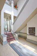 2395-2399 Shattuck Ave, Berkeley, CA à louer Photo intérieure– Image 2 sur 9