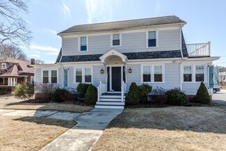 Plus de détails pour 634 Putnam Pike, Greenville, RI - Bureau à vendre