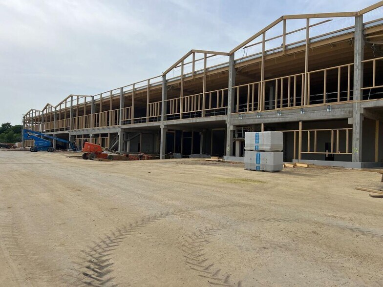 Avenue De La Demi-Lune, Roissy-en-France à louer - Photo de la construction – Image 3 sur 4