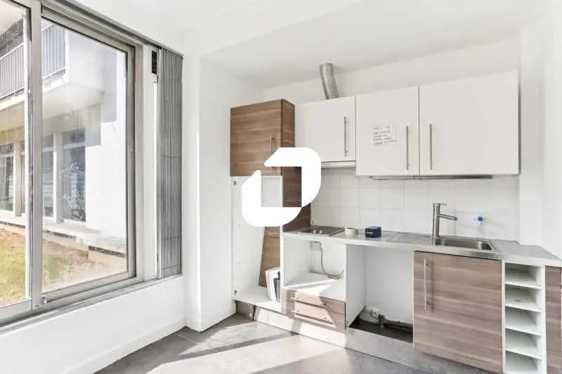 Bureau dans Boulogne-Billancourt à louer - Photo de l’immeuble – Image 3 sur 9