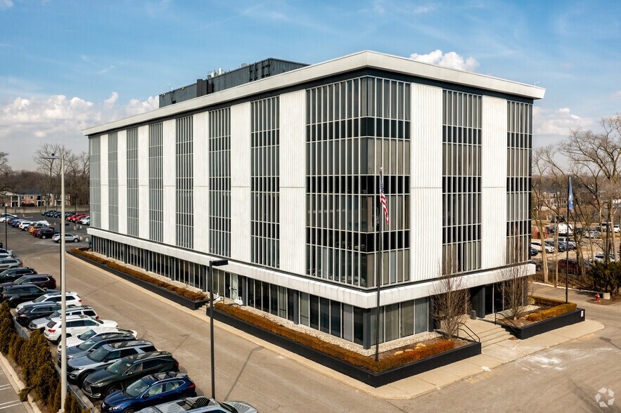 30555 Southfield Rd, Southfield, MI à louer - Photo principale – Image 1 sur 10