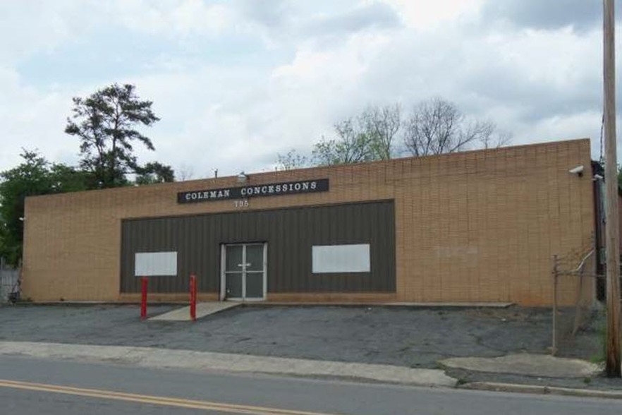 795 S Fulton St, Macon-Bibb, GA à louer - Photo de l’immeuble – Image 3 sur 6