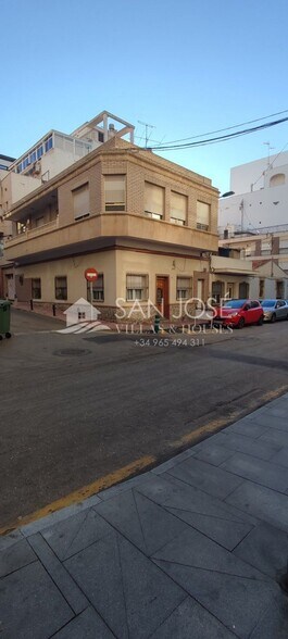 Terrain dans Torrevieja, Alicante à vendre - Photo principale – Image 3 sur 7