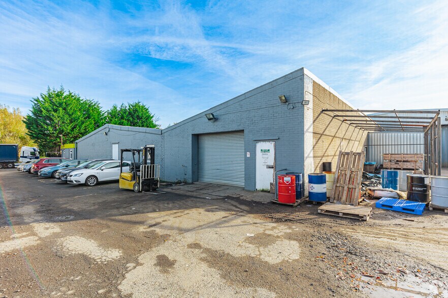 Pentland Rd, Loanhead à louer - Photo de l’immeuble – Image 2 sur 5