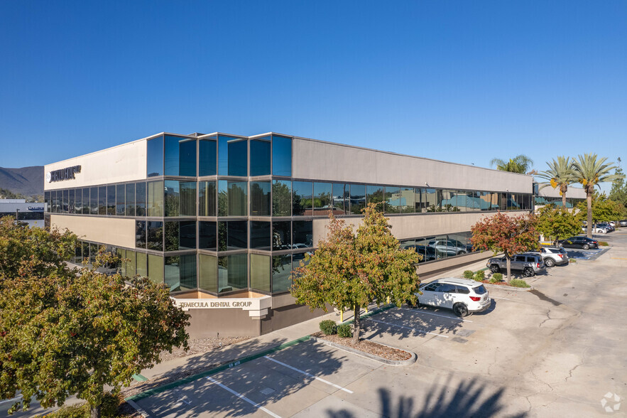 41593 Winchester Rd, Temecula, CA à louer - Photo de l’immeuble – Image 1 sur 7