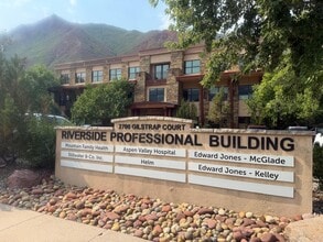 2700 Gilstrap Ct, Glenwood Springs, CO à louer Photo intérieure– Image 2 sur 21