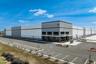 Plus de détails pour 7825 W Riggin Rd, Visalia, CA - Industriel/Logistique à louer
