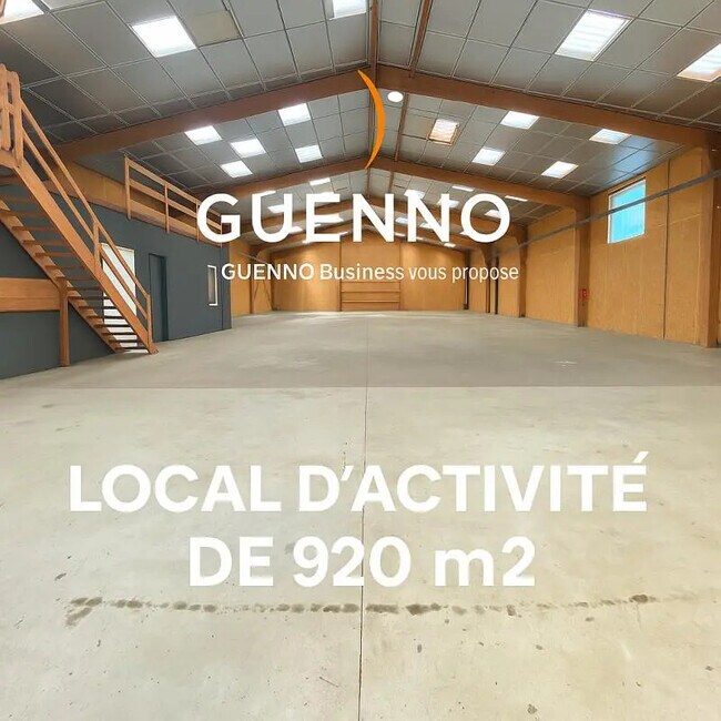 Plus de détails pour Local d'activités à louer
