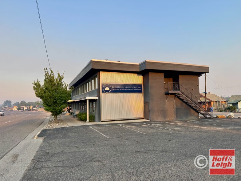 1519 E Main St, Montrose, CO à vendre - Photo de l’immeuble – Image 2 sur 13