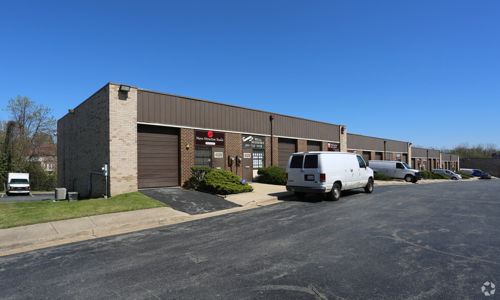 4526-4572 Beech Rd, Temple Hills, MD à louer - Photo principale – Image 1 sur 18
