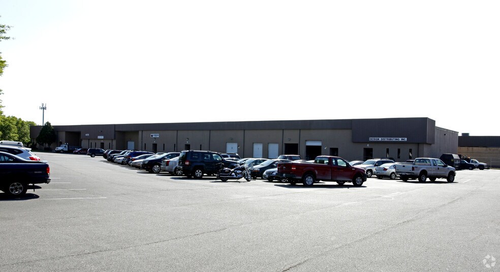 4575 Progress Rd, Norfolk, VA à louer - Photo de l’immeuble – Image 3 sur 6