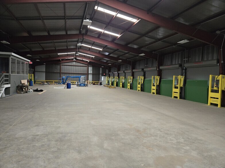 118 Prospect Hill Rd, East Windsor, CT à louer - Photo de l’immeuble – Image 2 sur 4