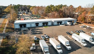 Plus de détails pour 4310 Bennett Memorial Rd, Durham, NC - Local d'activités à louer