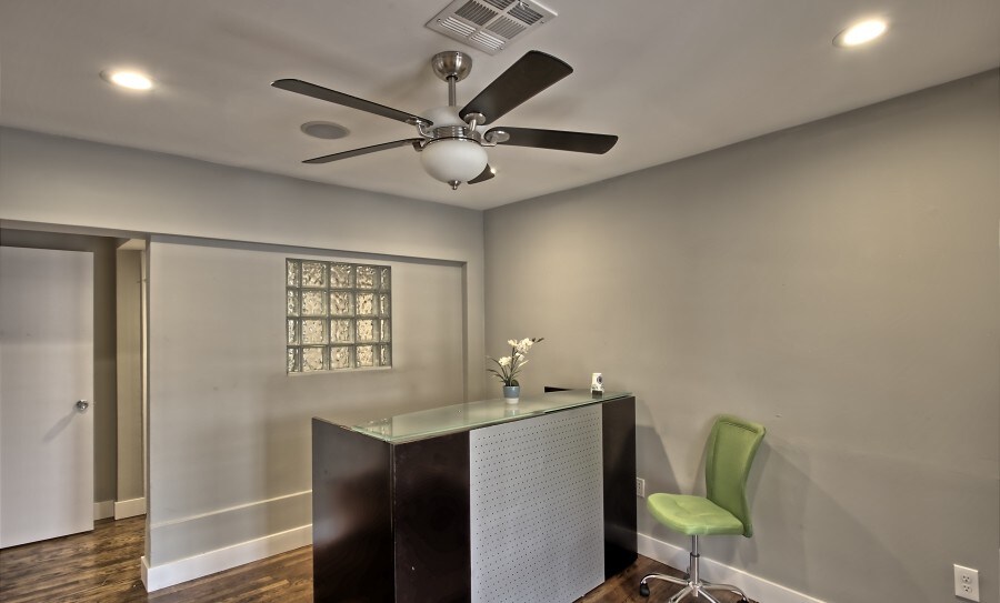 131 W University Dr, Mesa, AZ à louer - Hall d’entrée – Image 3 sur 24