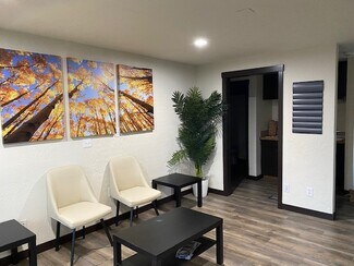 Plus de détails pour 30300 SW Parkway Ave, Wilsonville, OR - Bureau/Médical à louer