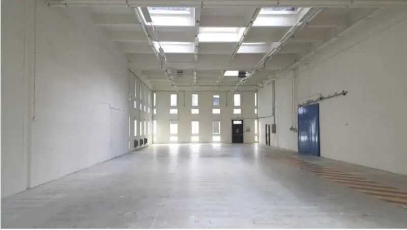 Bureau dans Rungis à louer - Photo de l’immeuble – Image 2 sur 8