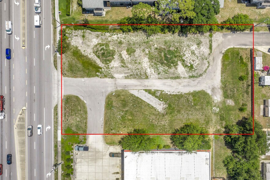 300 Starkey, Largo, FL à vendre - Photo de l’immeuble – Image 3 sur 14