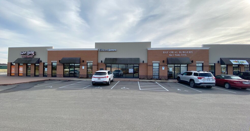 56 Stower Ln, Norwalk, OH à louer - Photo de l’immeuble – Image 3 sur 8