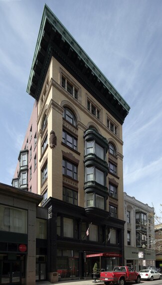 Plus de détails pour 139 Mathewson St, Providence, RI - Hôtellerie à vendre