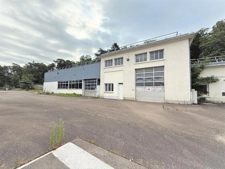 Local d'activités dans Besançon à vendre - Photo de l’immeuble – Image 3 sur 18