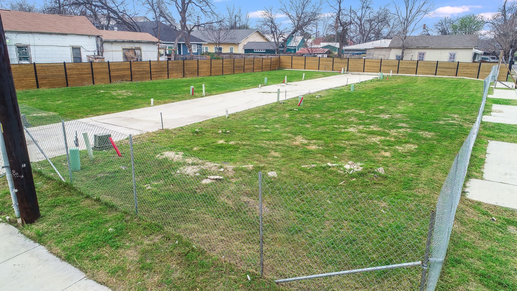 226 E Carson St, San Antonio, TX à vendre Aérien– Image 1 sur 6