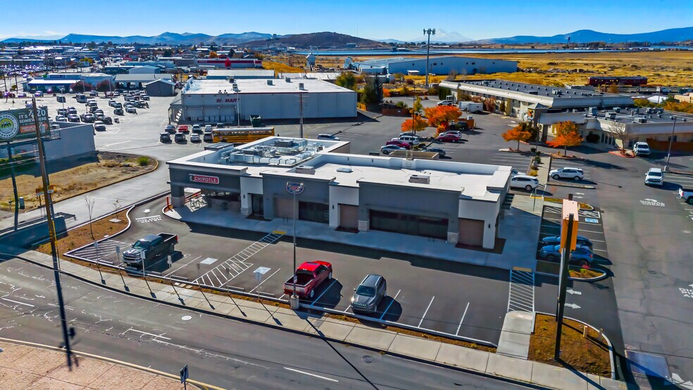 2508 S 6th St, Klamath Falls, OR à louer - Photo de l’immeuble – Image 2 sur 8