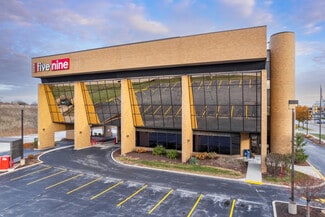 Plus de détails pour 5555 N Port Washington Rd, Glendale, WI - Bureau à louer