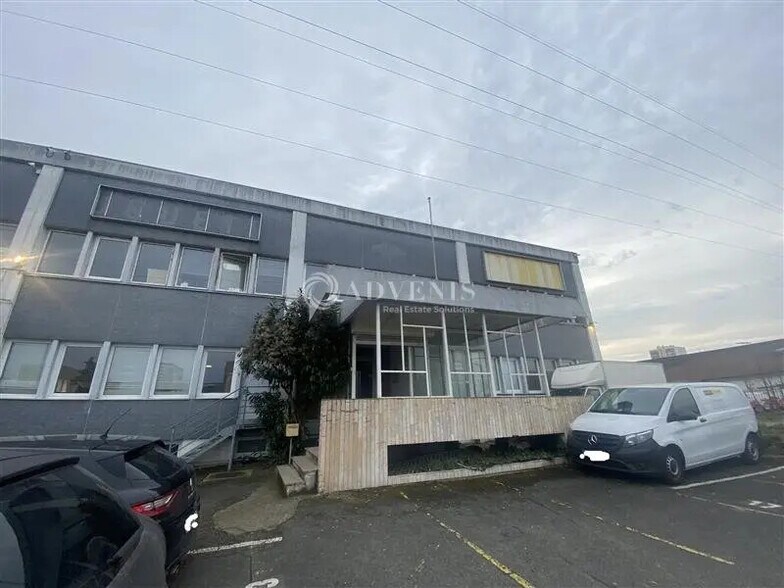 Bureau dans Rosny-sous-Bois à louer - Photo de l’immeuble – Image 1 sur 12