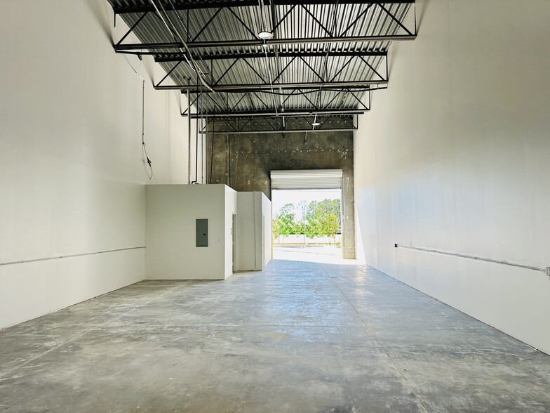 20140-20250 Holzwarth Rd, Spring, TX à louer - Photo principale – Image 1 sur 7
