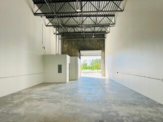 Plus de détails pour 20140-20250 Holzwarth Rd, Spring, TX - Industriel/Logistique à louer