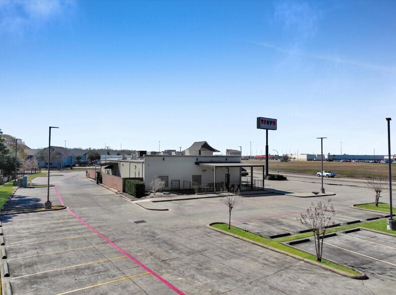 3300 Central Mall Dr, Port Arthur, TX à vendre - Photo de l’immeuble – Image 2 sur 13