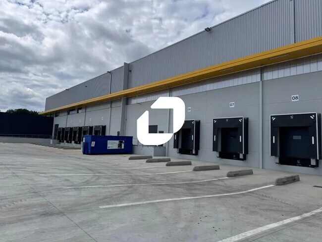 Plus de détails pour Bureau, Industriel/Logistique à louer