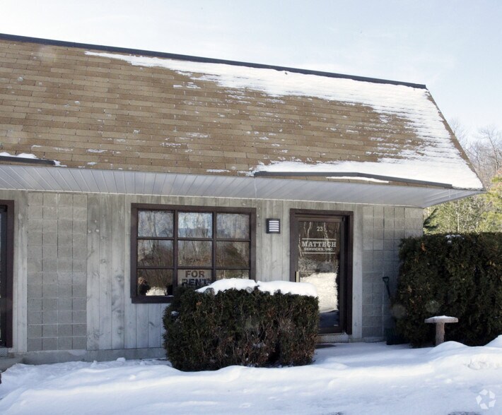 146 Londonderry Tpke, Hooksett, NH à vendre - Photo de l’immeuble – Image 2 sur 3