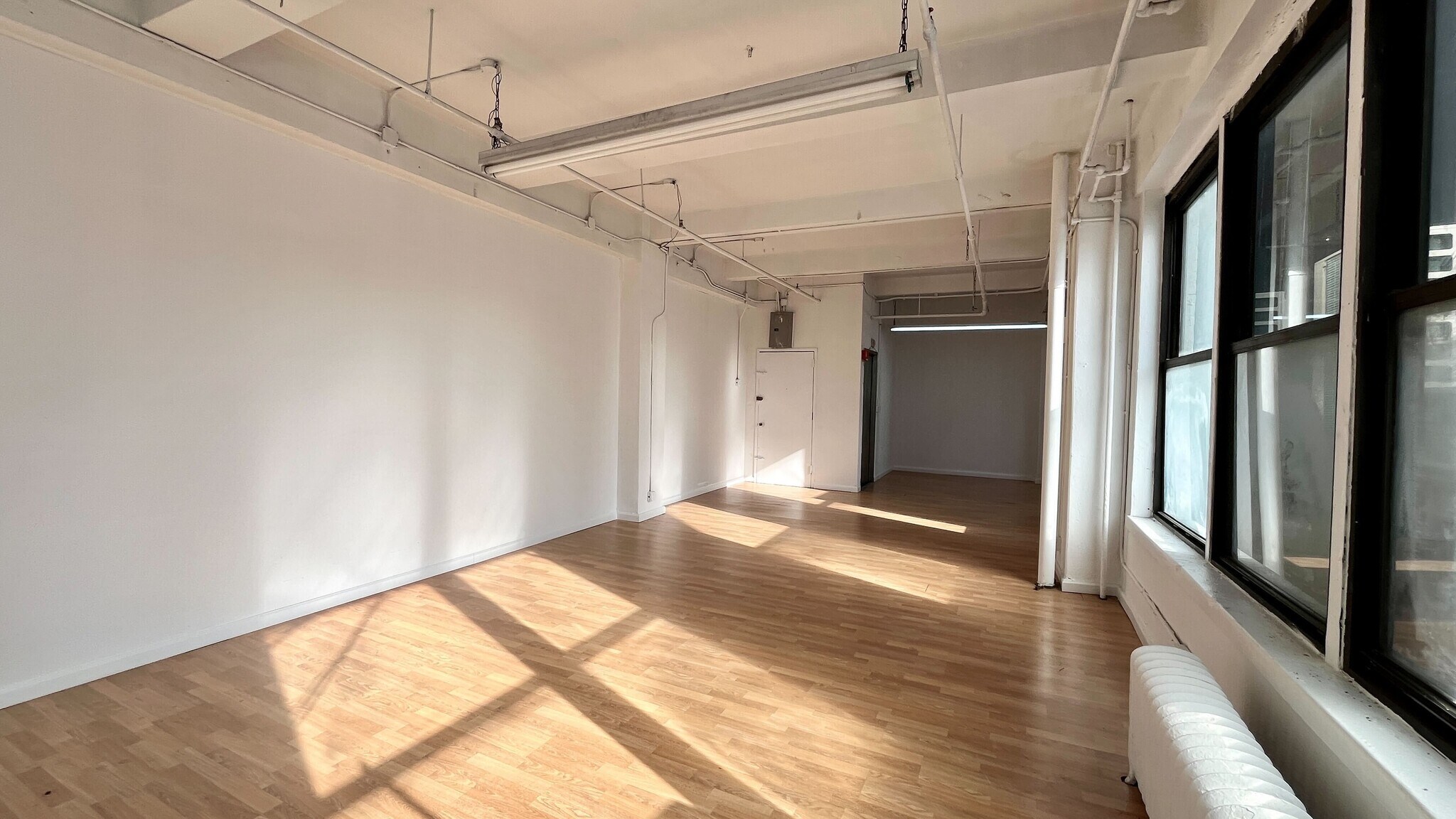 260 W 35th St, New York, NY à louer Photo intérieure– Image 1 sur 3