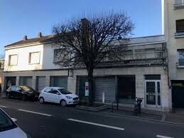 Local commercial dans Clamart à vendre Photo de l’immeuble– Image 1 sur 7