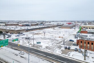 6605-6615 Ch De La Côte-De-Liesse, Saint-Laurent, QC - Vue aérienne  vue de carte - Image1