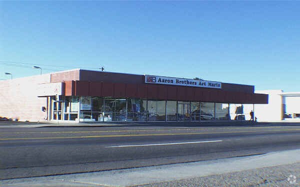 301 E Camelback Rd, Phoenix, AZ à louer - Photo de l’immeuble – Image 3 sur 7