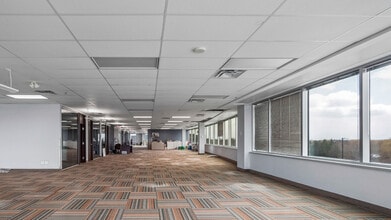 7150 Derrycrest Dr, Mississauga, ON à louer Photo intérieure– Image 2 sur 3