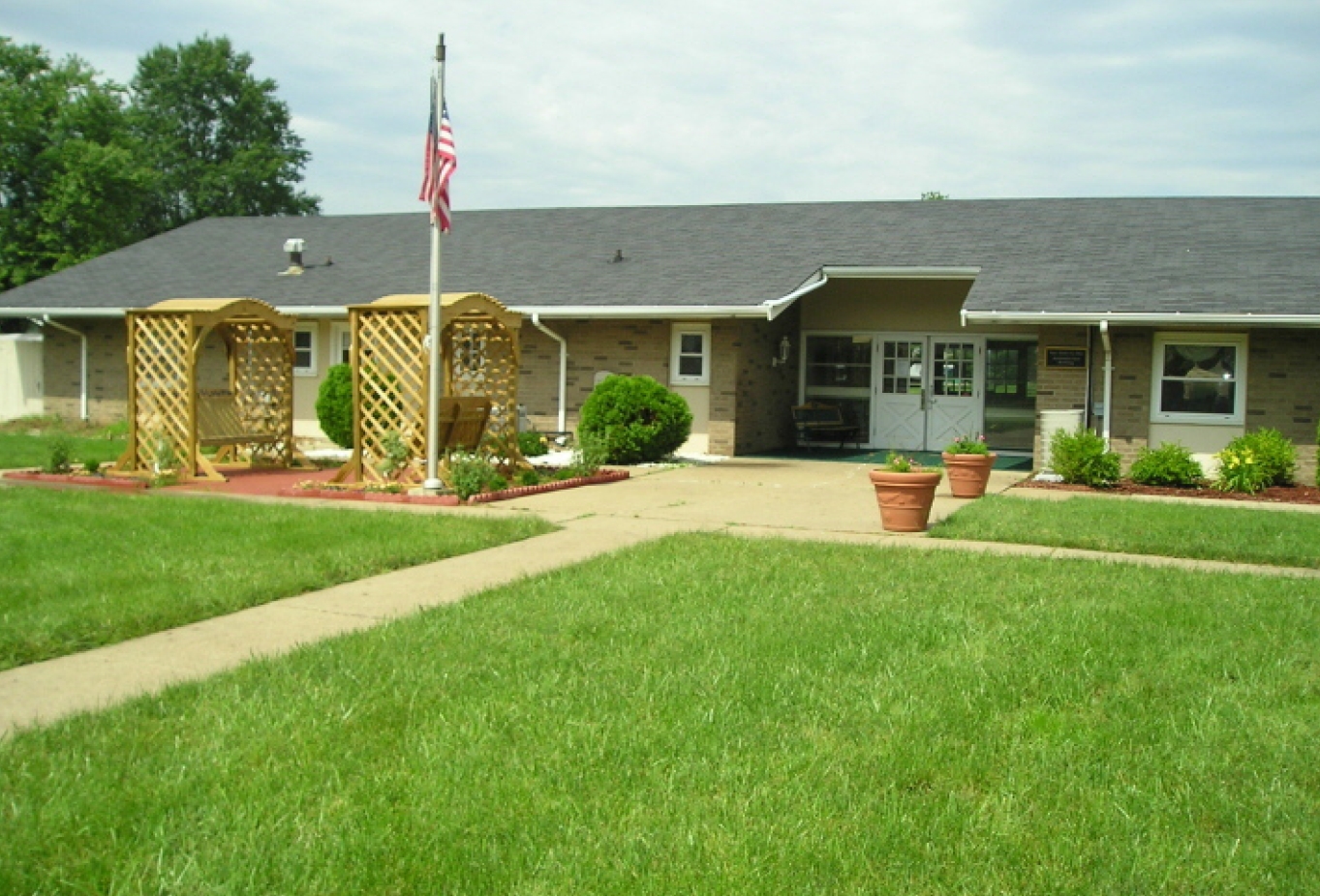 1450 Luther Sq, Evansville, IN à vendre Photo principale– Image 1 sur 39
