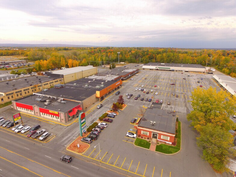 316 Cornelia St, Plattsburgh, NY à louer - Photo de l’immeuble – Image 2 sur 8