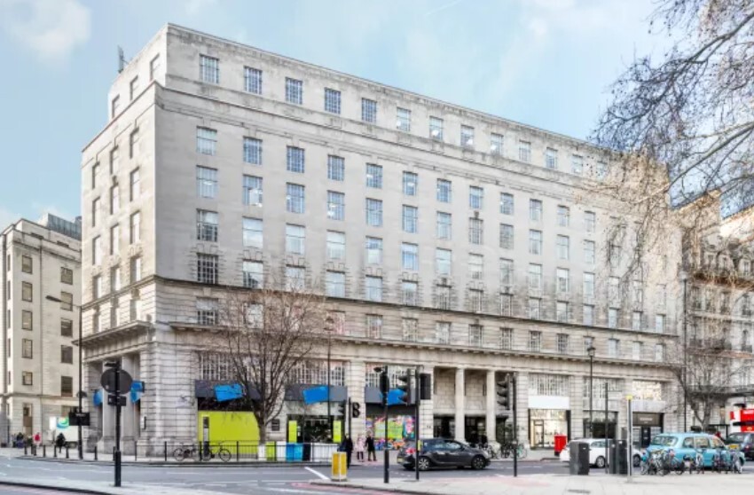 52 Grosvenor Gdns, Londres à louer - Photo de l’immeuble – Image 3 sur 10