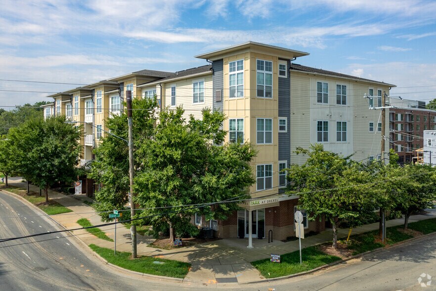 4312 Park Rd, Charlotte, NC à louer - Photo de l’immeuble – Image 3 sur 13