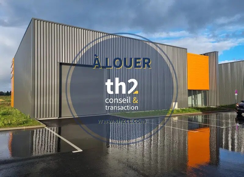 Local d’activités dans Soliers à louer - Photo de l’immeuble – Image 1 sur 1