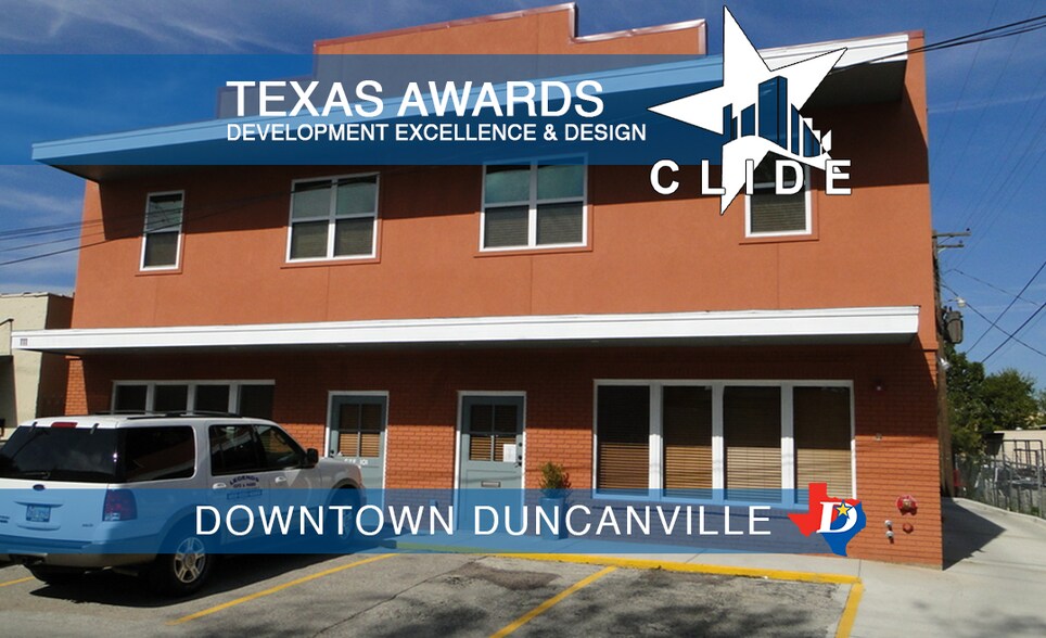 111 E Davis St, Duncanville, TX à louer - Photo de l’immeuble – Image 2 sur 15